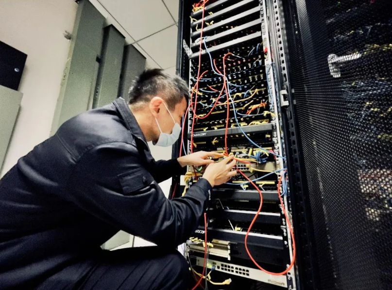 福州服务器：高效能与稳定性的双重保障